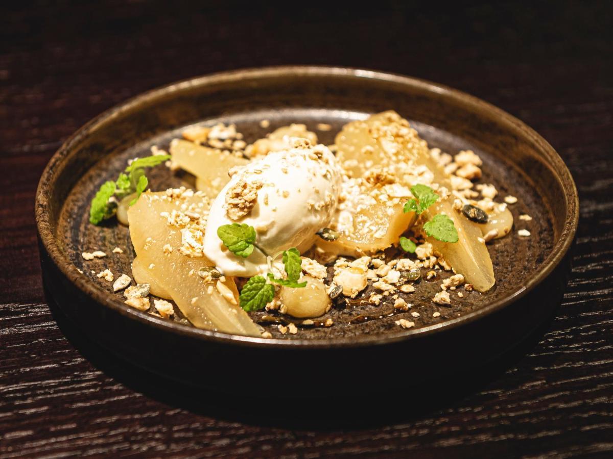 Dakota Leeds Hotel Leeds  Bagian luar foto A plate of kamo nanban