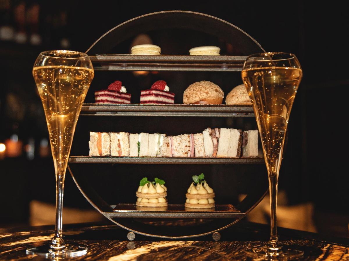 Dakota Leeds Hotel Leeds  Bagian luar foto Afternoon tea at the Ritz